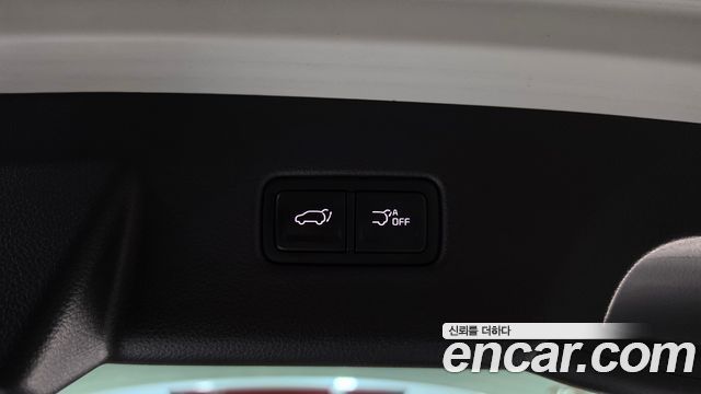 Kia Canival 2023 — photo 23