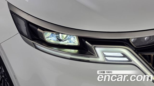 Kia Canival 2023 — photo 8