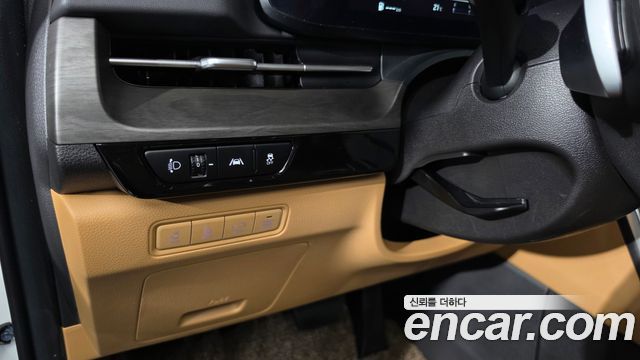 Kia Canival 2023 — photo 29