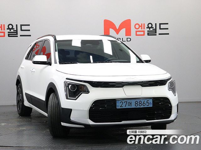 Kia Niro 2023 — photo 3