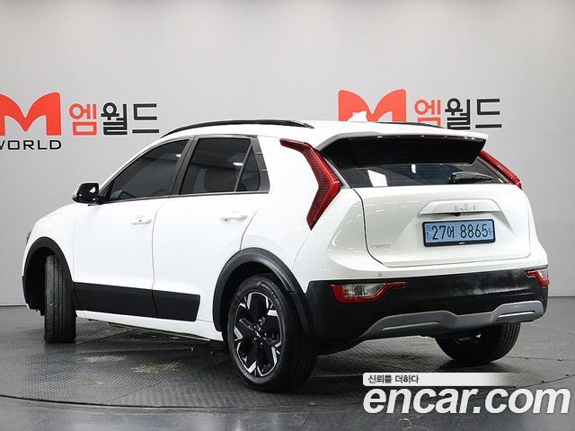 Kia Niro 2023 — photo 4