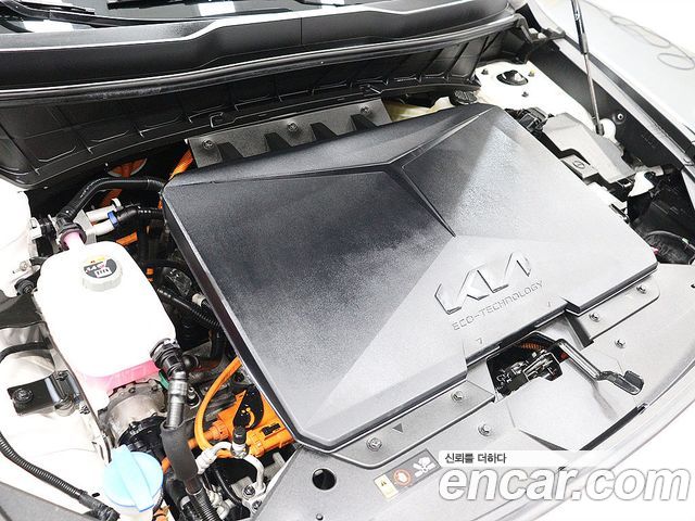 Kia Niro 2023 — photo 6