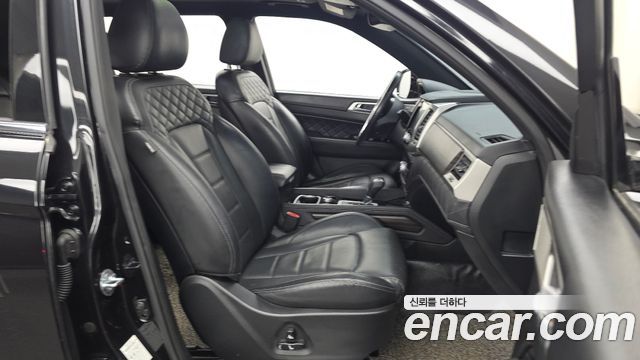 KG Mobility Rexton 2018 — photo 16