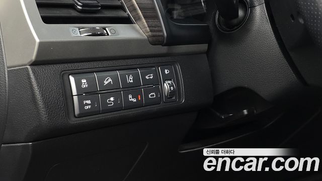 KG Mobility Rexton 2018 — photo 29