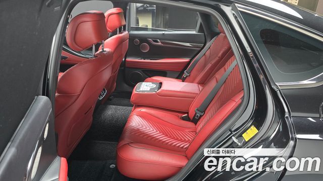 Genesis G80 2022 — photo 18