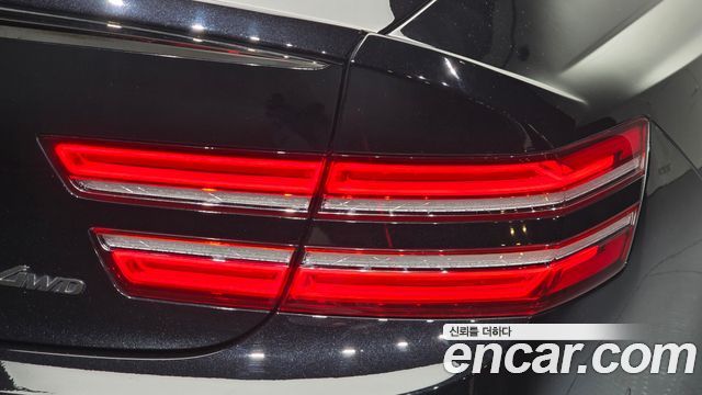 Genesis G80 2022 — photo 9