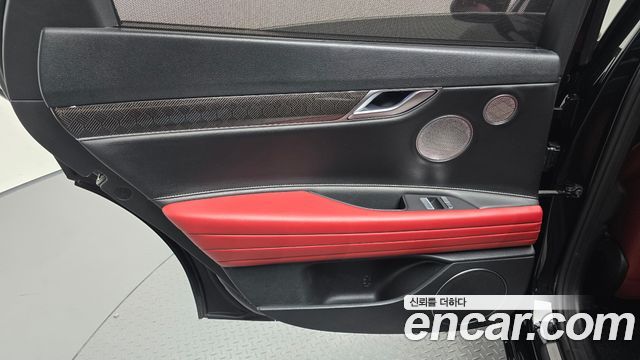 Genesis G80 2022 — photo 15