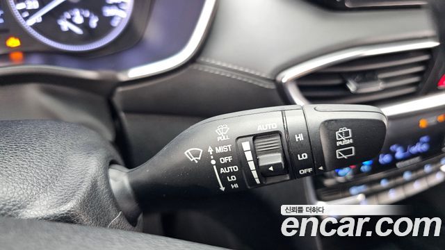 Hyundai Santafe 2020 — photo 32