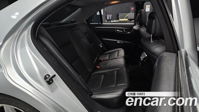 Mercedes-Benz S-Class 2011 — photo 17