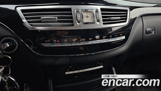 Mercedes-Benz S-Class 2011 — photo 25