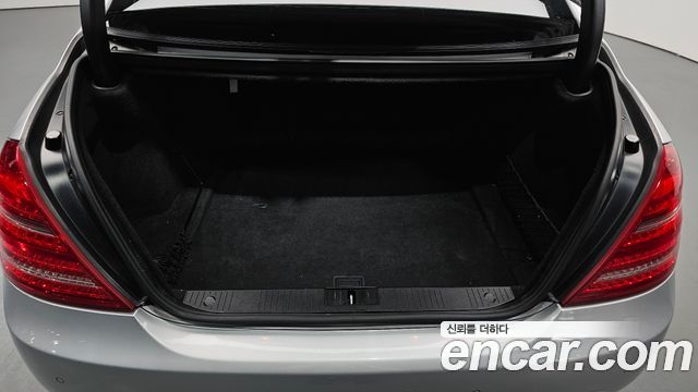 Mercedes-Benz S-Class 2011 — photo 39