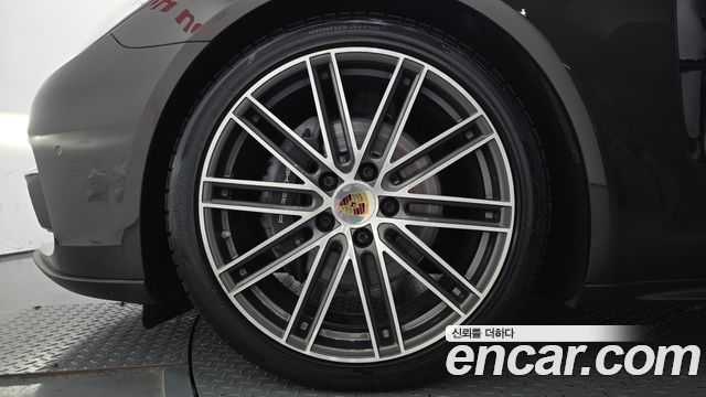 Porsche Panamera 2020 — photo 5