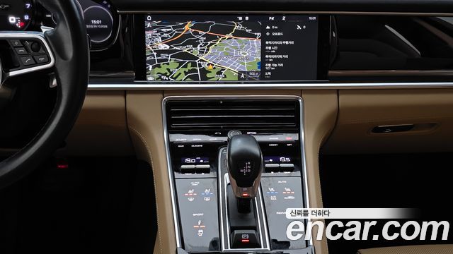 Porsche Panamera 2020 — photo 22