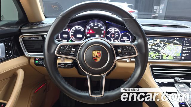 Porsche Panamera 2020 — photo 23