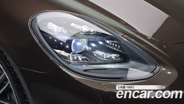 Porsche Panamera 2020 — photo 8