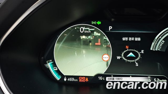 Genesis G80 2022 — photo 25