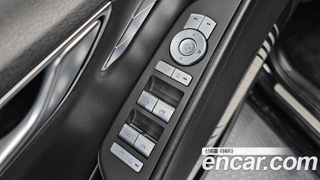 Genesis G80 2022 — photo 29