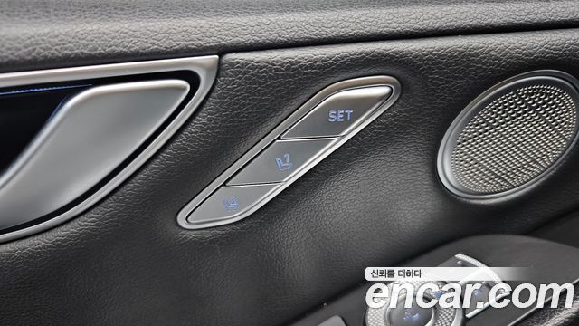Genesis G80 2022 — photo 35