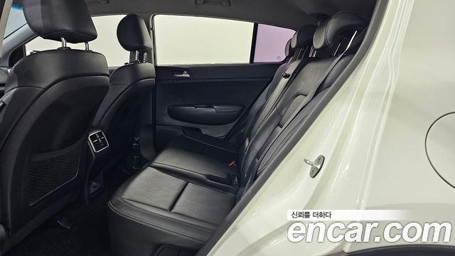 Kia Sportage 2017 — photo 16