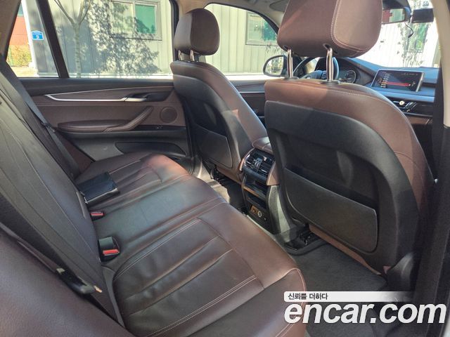 BMW X5 2016 — photo 11