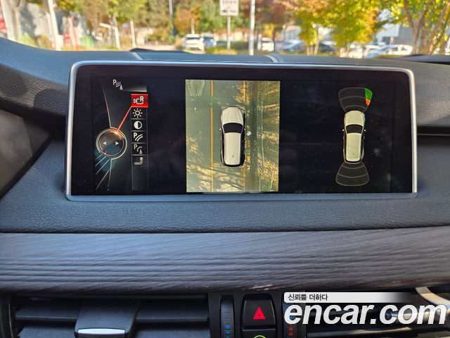 BMW X5 2016 — photo 15