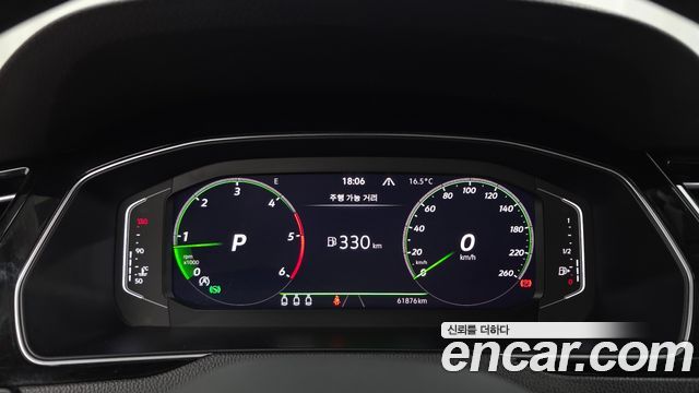 Volkswagen Passat 2021 — photo 11
