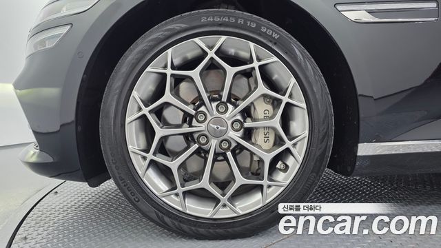 Genesis G80 2023 — photo 5