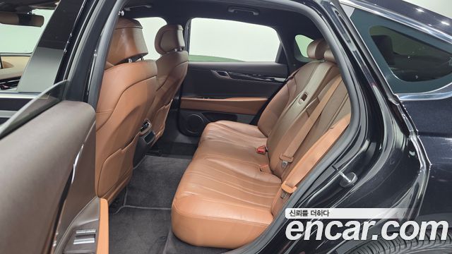 Genesis G80 2023 — photo 17