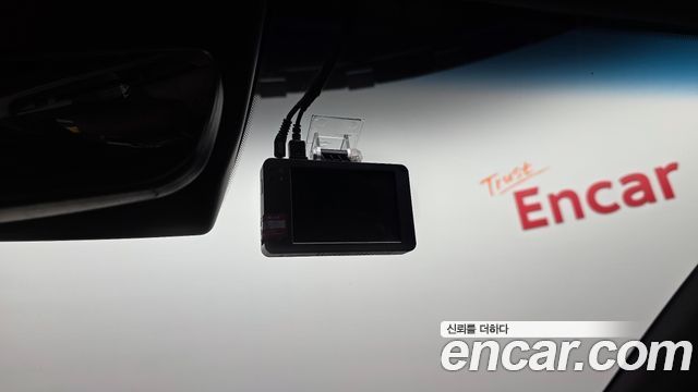 Genesis G80 2023 — photo 24
