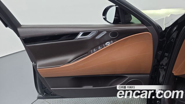 Genesis G80 2023 — photo 14