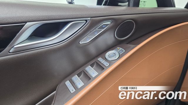 Genesis G80 2023 — photo 28