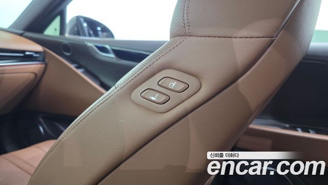 Genesis G80 2023 — photo 30