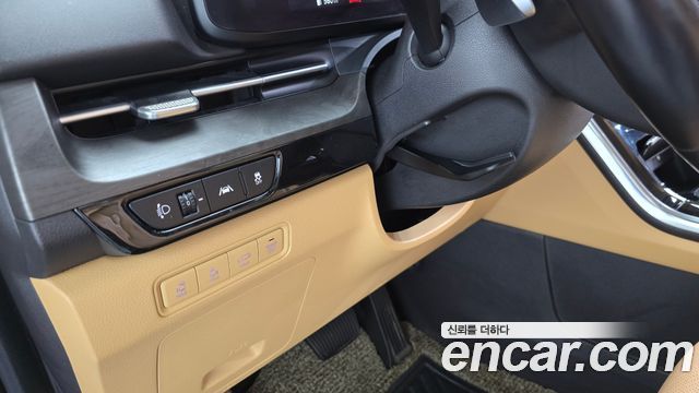 Kia Canival 2021 — photo 25