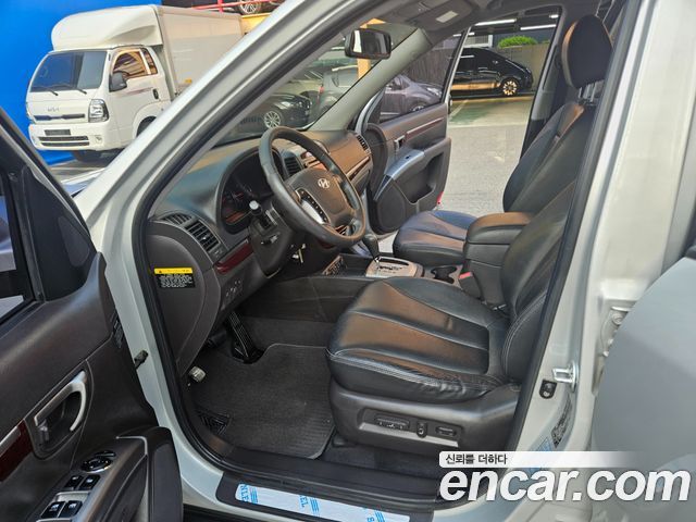 Hyundai Santafe 2011 — photo 9