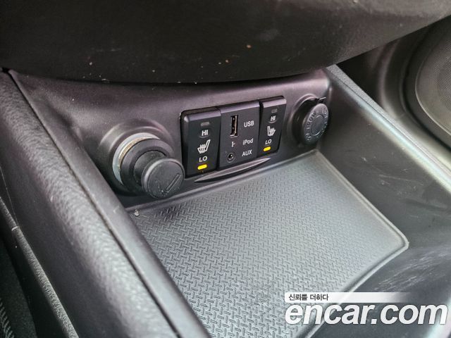 Hyundai Santafe 2011 — photo 16