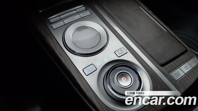 Genesis G80 2022 — photo 9