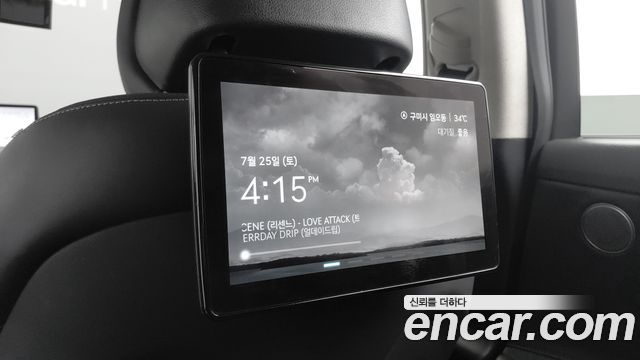 Genesis G80 2022 — photo 18