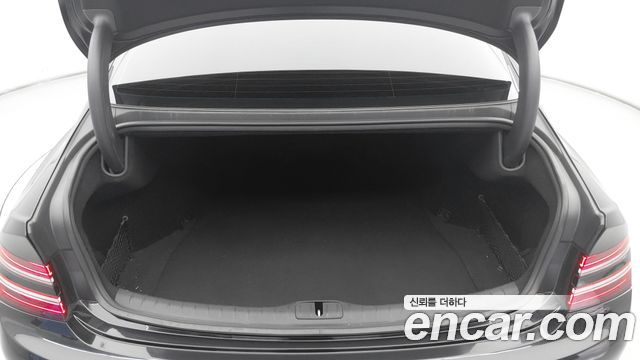 Genesis G80 2022 — photo 20