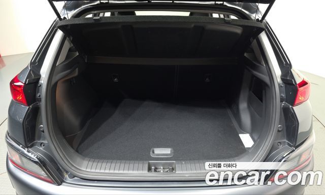 Hyundai Kona 2021 — photo 23