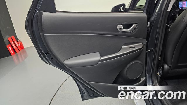Hyundai Kona 2021 — photo 15