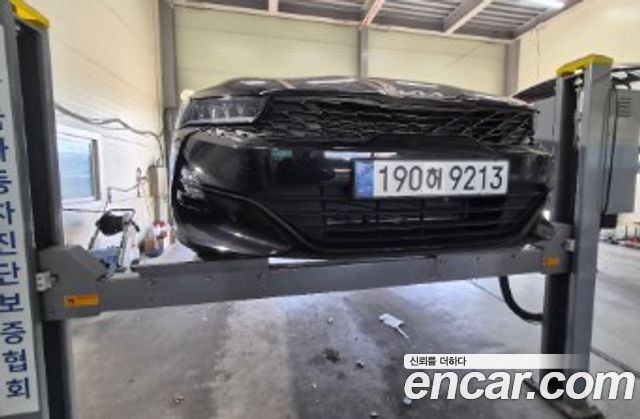 Kia K5 2023 — photo 1