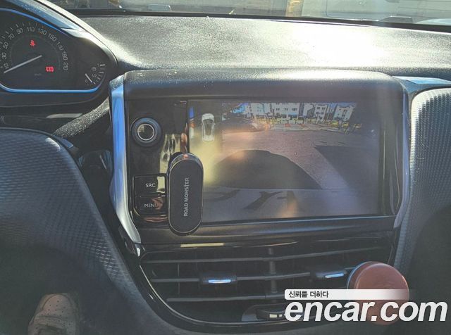 Peugeot 2008 2015 — photo 5