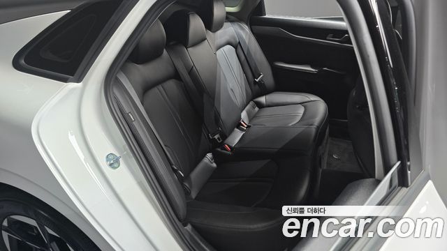 Kia K5 2025 — photo 17