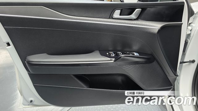 Kia K5 2025 — photo 14
