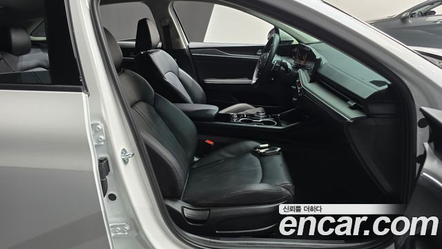Kia K5 2025 — photo 16