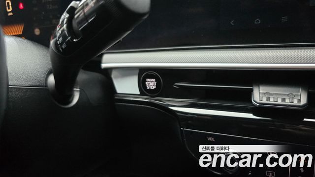 Kia K5 2025 — photo 28