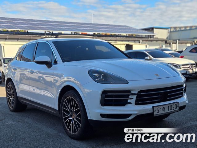 Porsche Cayenne 2019 — photo 2