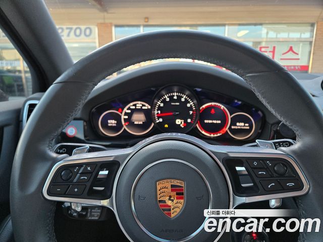 Porsche Cayenne 2019 — photo 7