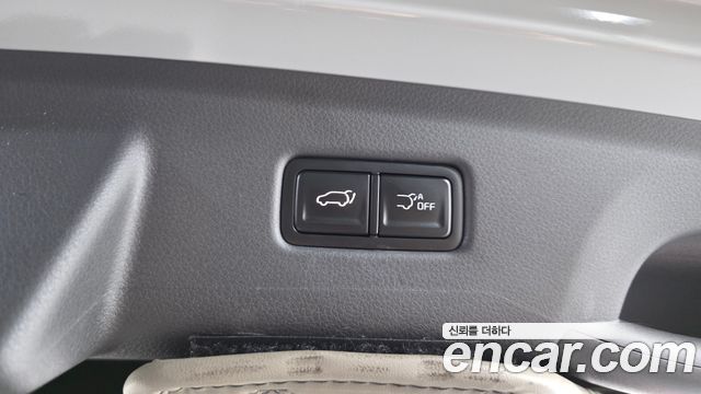 Kia Canival 2025 — photo 23