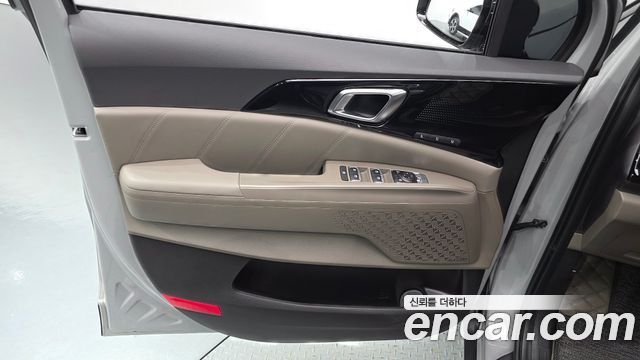 Kia Canival 2025 — photo 15